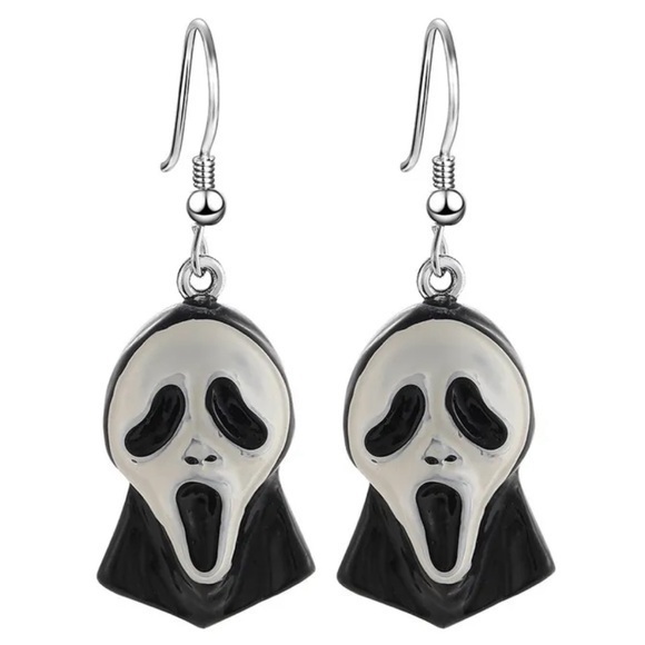 NWOT Scream Halloween Ghostface Scary Gothic Iconic Horror Hook Dangle Earrings - Picture 1 of 5